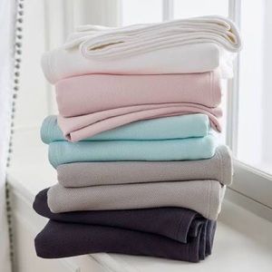 POTTERY BARN 🌼ARMY GREEN ULTIMATE ORGANIC BLANKET